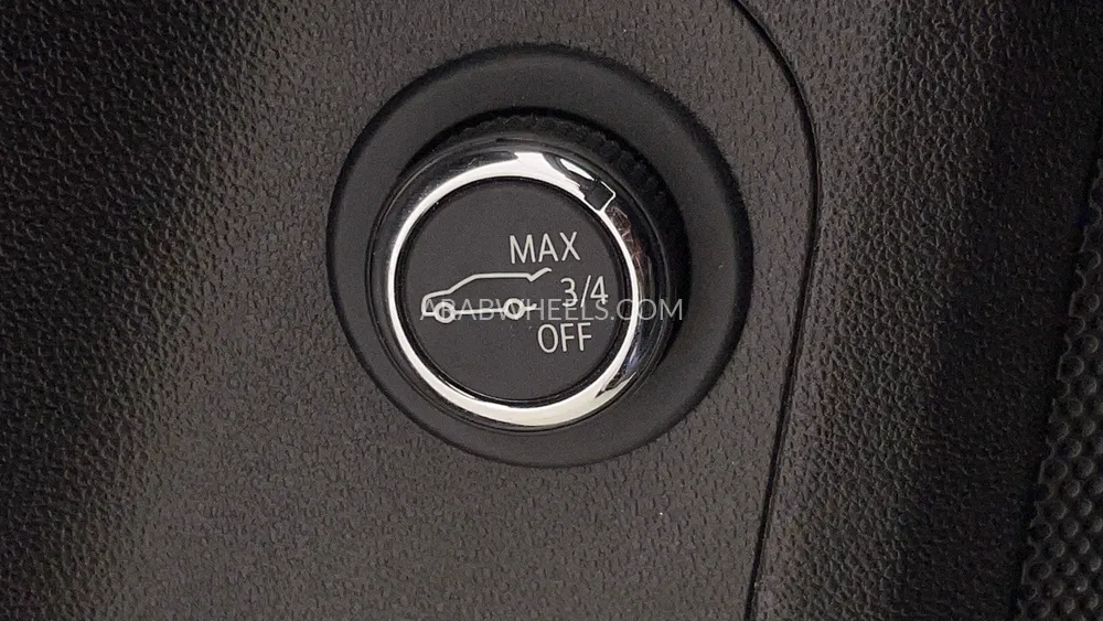 GMC Acadia 2023 for Sale in Dubai Image-45