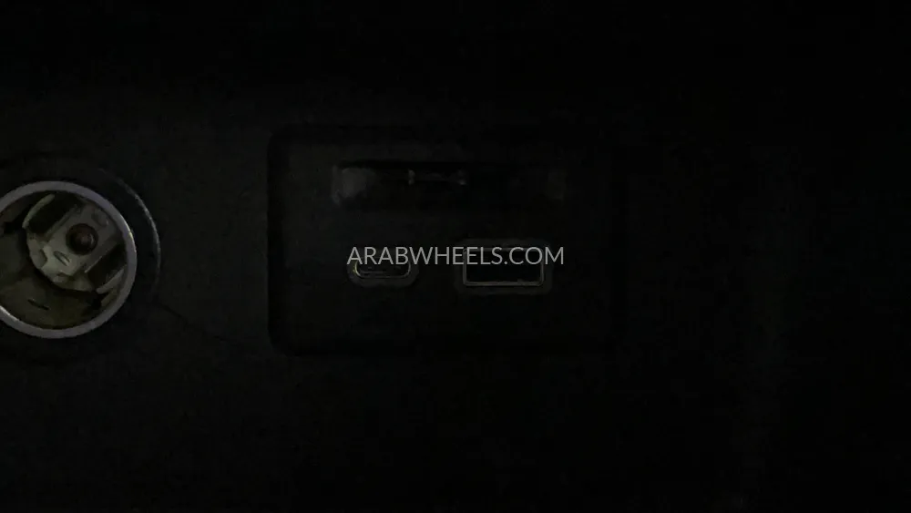 GMC Acadia 2023 for Sale in Dubai Image-55