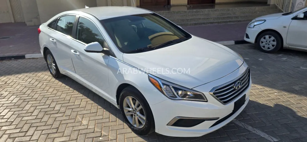 Hyundai Sonata 2017 for Sale in Ajman Image-3