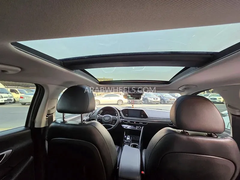 Hyundai Sonata 2020 for Sale in Ajman Image-4