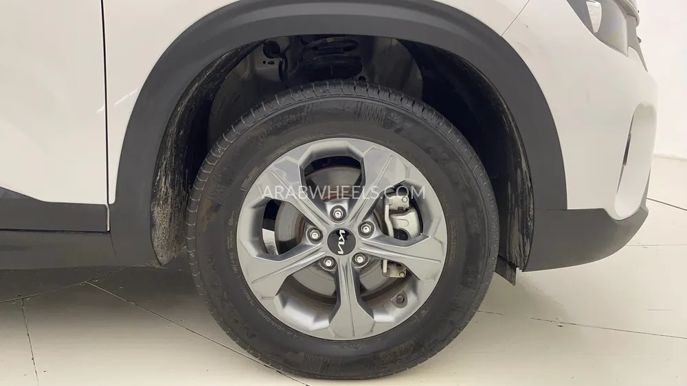 Kia Seltos 2024 for Sale in Dubai Image-10