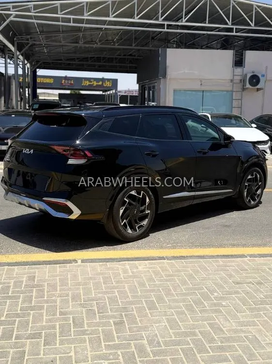 Kia Sportage 2023 for Sale in Ajman Image-4