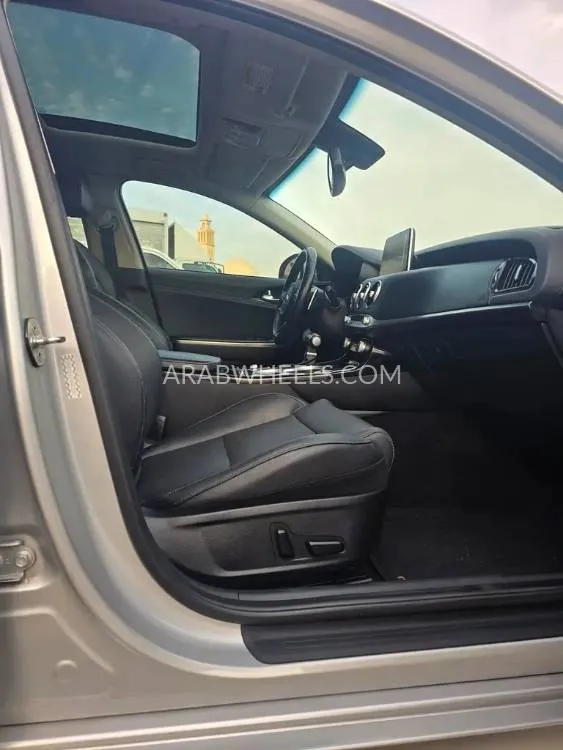 كيا ستينجر 2018 for Sale in عجمان Image-10