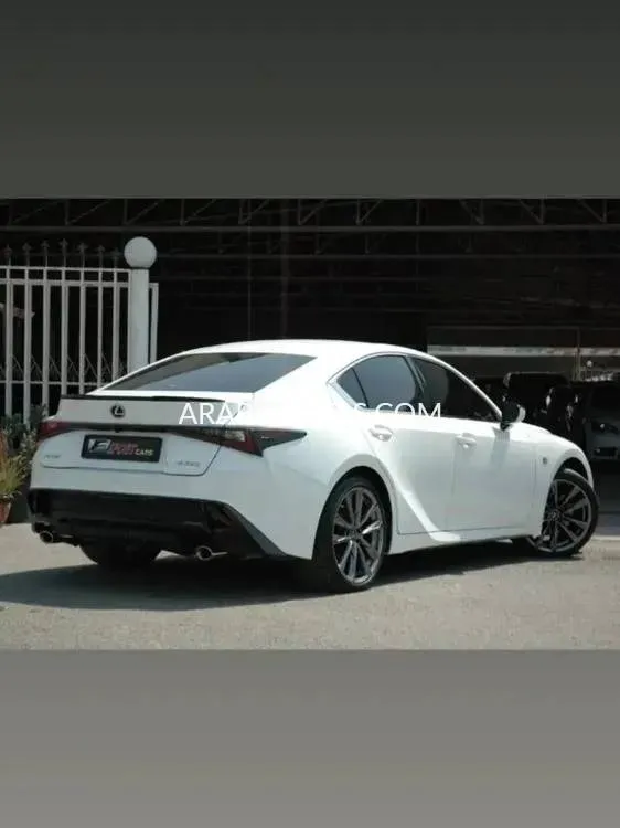 Lexus IS 2022 for Sale in Ajman Image-3