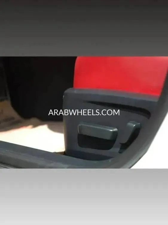 Lexus IS 2022 for Sale in Ajman Image-9