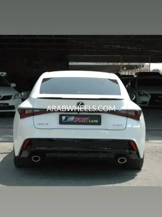 Lexus IS 2022 for Sale in Ajman Image-15