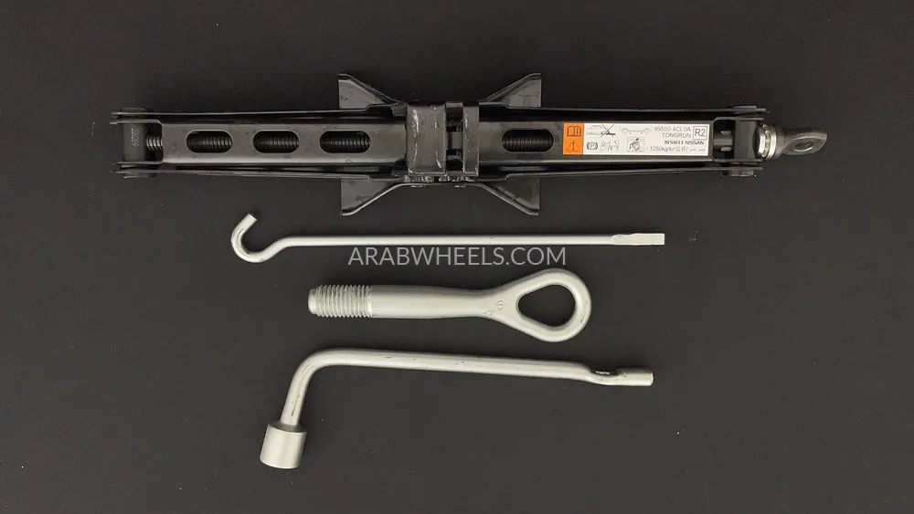 Nissan X-Trail 2022 for Sale in Dubai Image-26