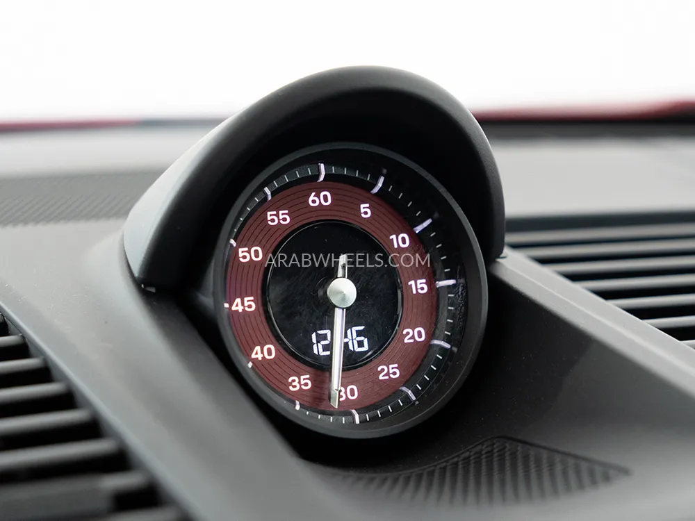 Porsche 911 2023 for Sale in Dubai Image-11