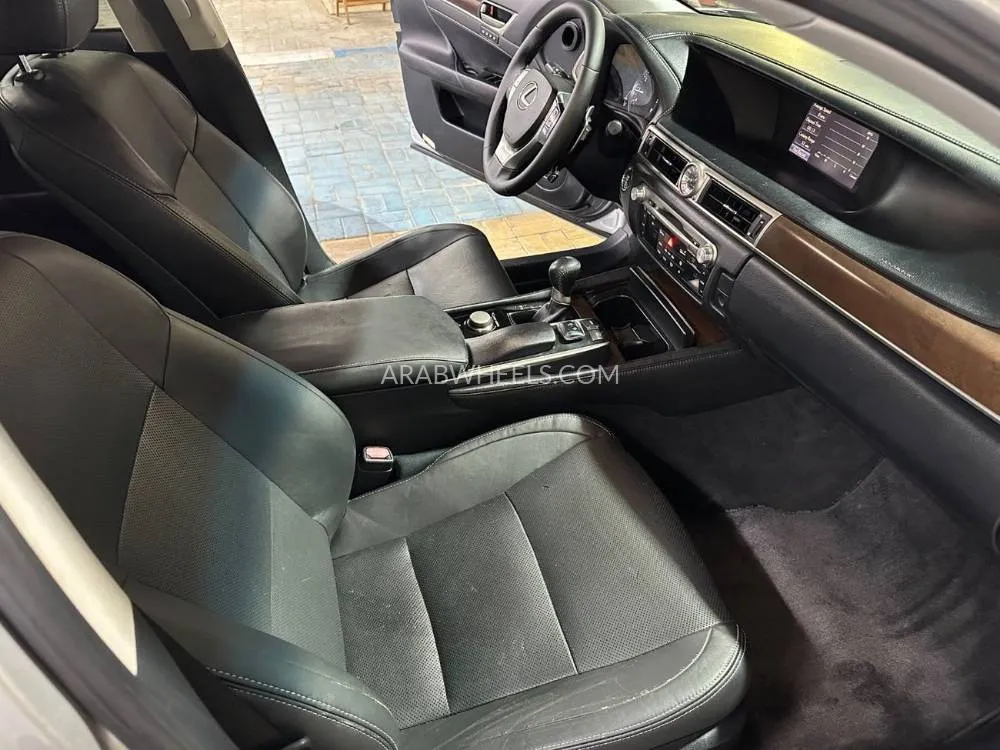 Lexus GS 2014 for Sale in Ajman Image-10