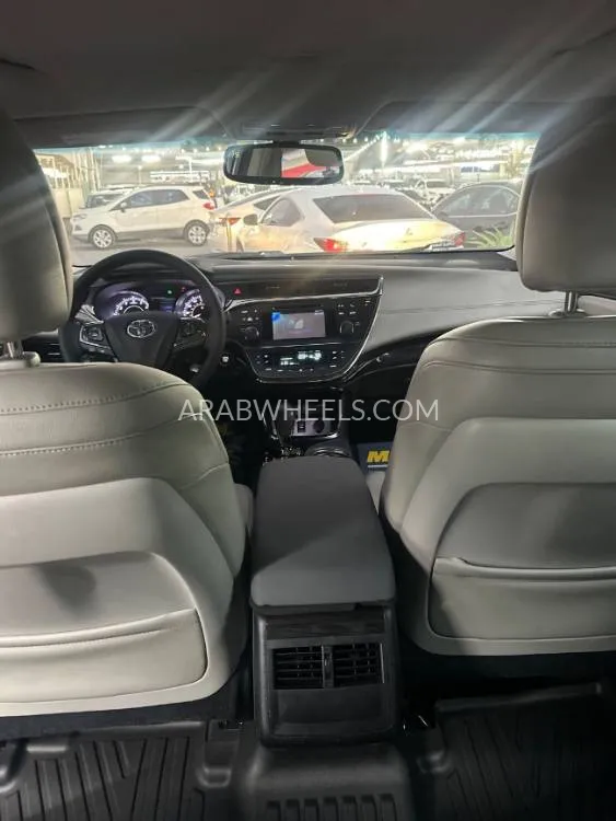 Toyota Avalon 2014 for Sale in Ajman Image-6