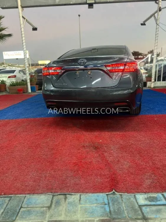 Toyota Avalon 2014 for Sale in Ajman Image-14