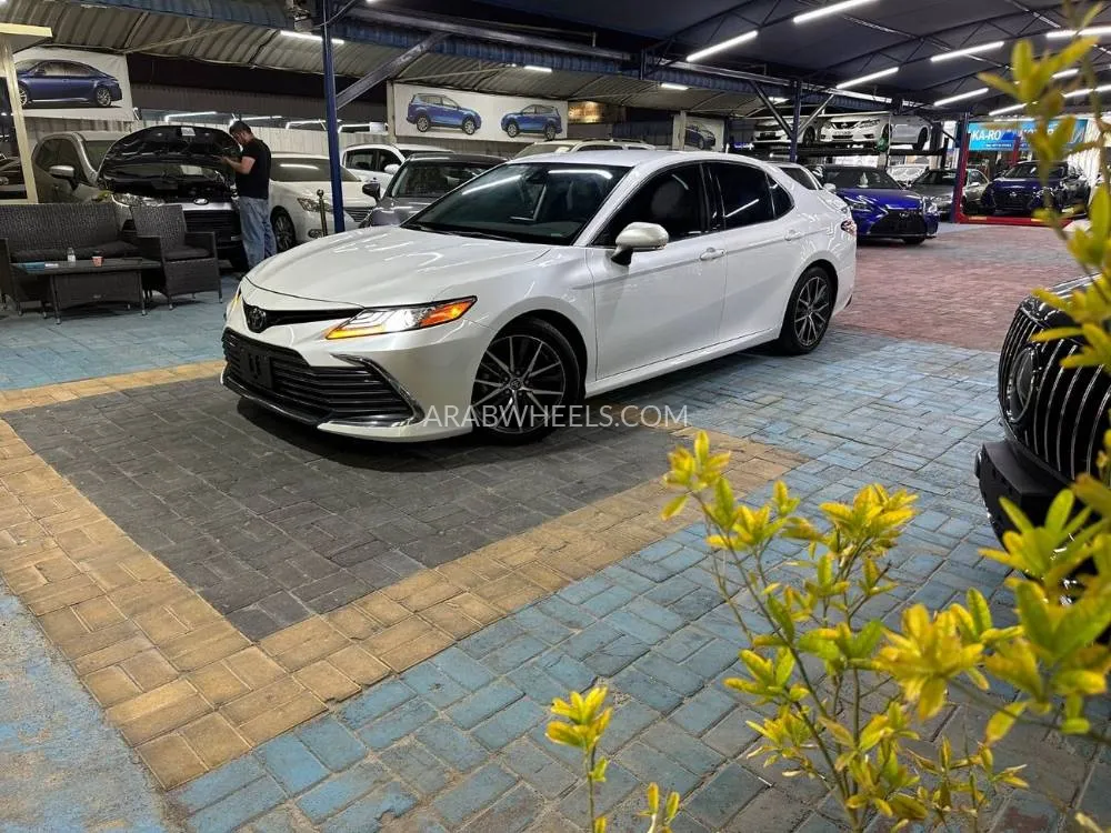 Toyota Camry 2023 for Sale in Ajman Image-2