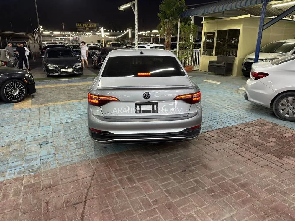 Volkswagen Jetta 2023 for Sale in Ajman Image-5