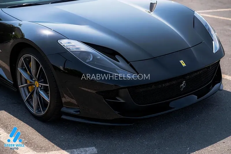 فيراري 812 جي تي إس 2021 for Sale in الشارقة Image-6