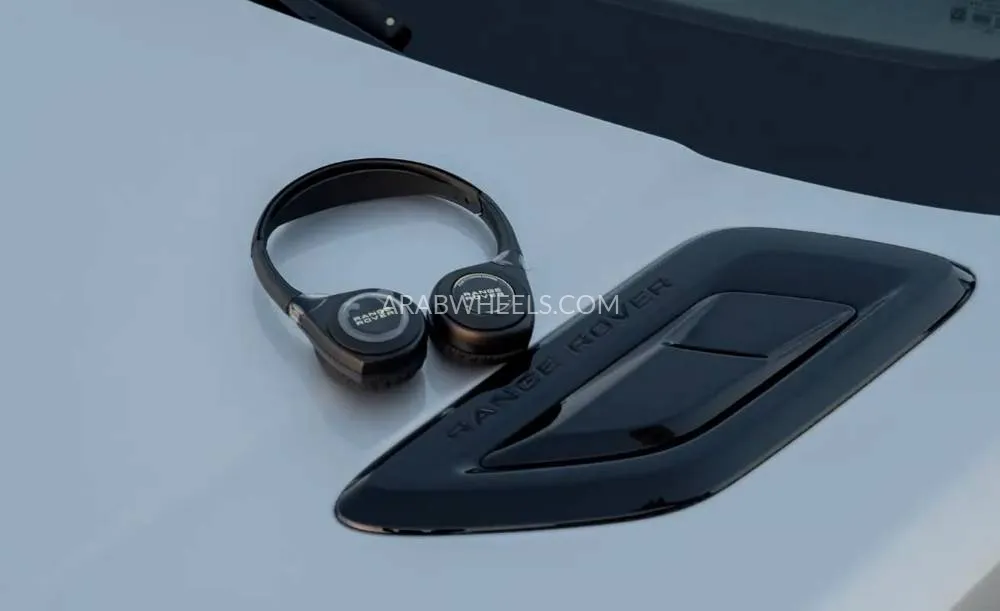 Land Rover Range Rover 2019 for Sale in Dubai Image-4