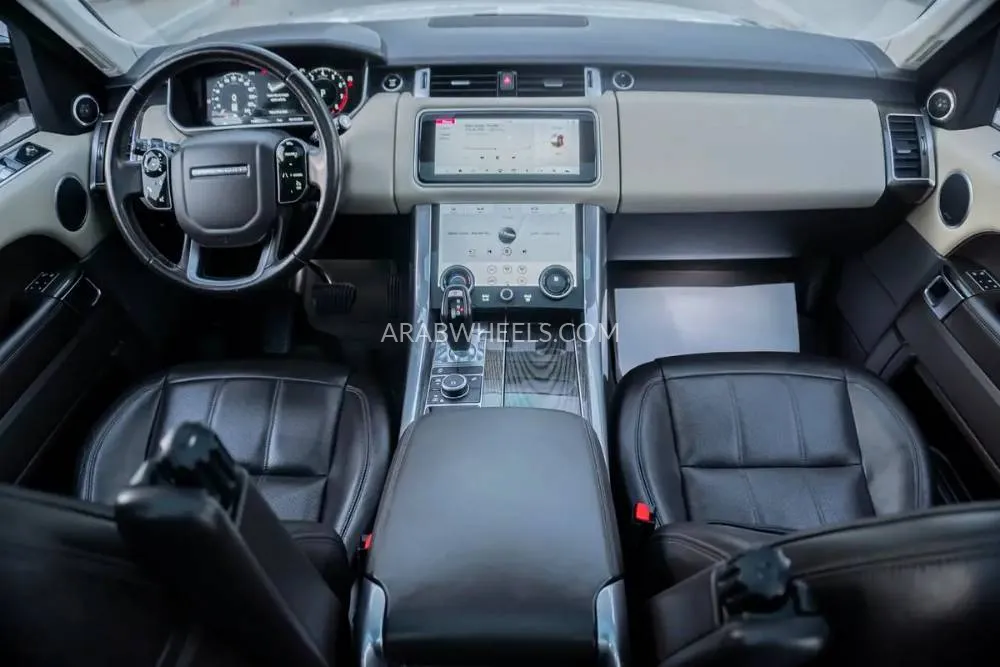 Land Rover Range Rover 2018 for Sale in Dubai Image-9