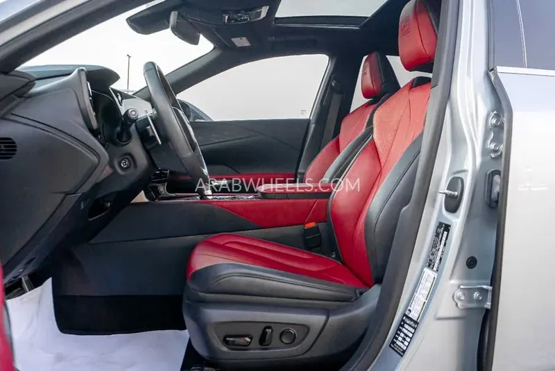 Lexus RX 2023 for Sale in Dubai Image-12