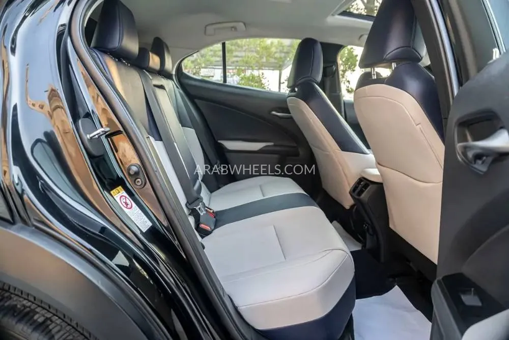 Lexus UX 2019 for Sale in Dubai Image-10