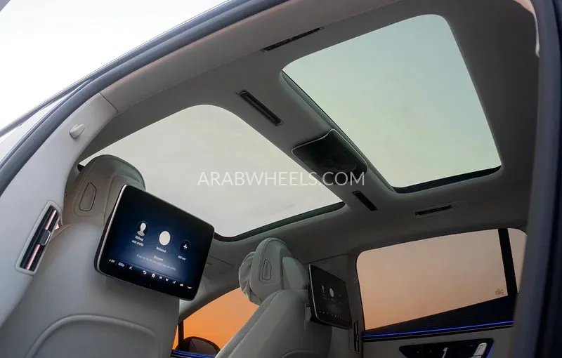 Mercedes Benz EQS 2023 for Sale in Dubai Image-15