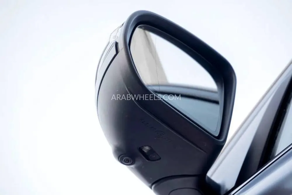 مرسيدس بنز GLC كلاس 2020 for Sale in دبي Image-4