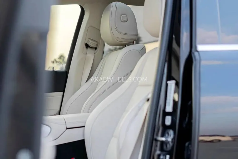 Mercedes Benz GLE Class 2024 for Sale in Dubai Image-3