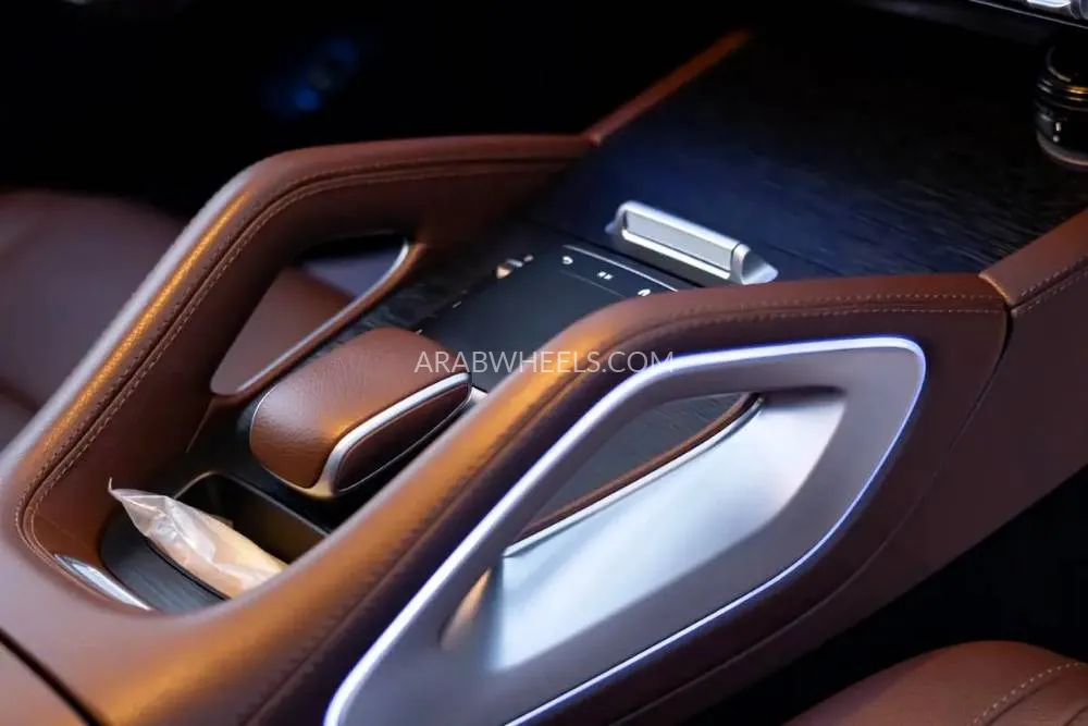 Mercedes Benz GLE Class 2024 for Sale in Dubai Image-14