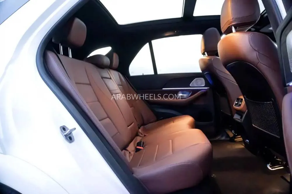 Mercedes Benz GLE Class 2024 for Sale in Dubai Image-16