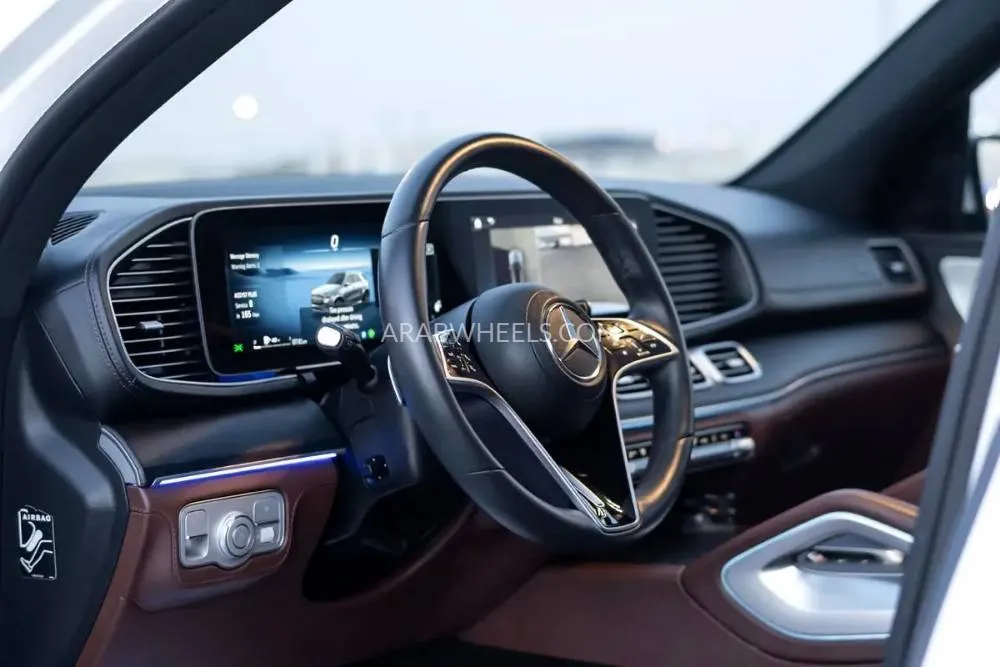 Mercedes Benz GLE Class 2024 for Sale in Dubai Image-17
