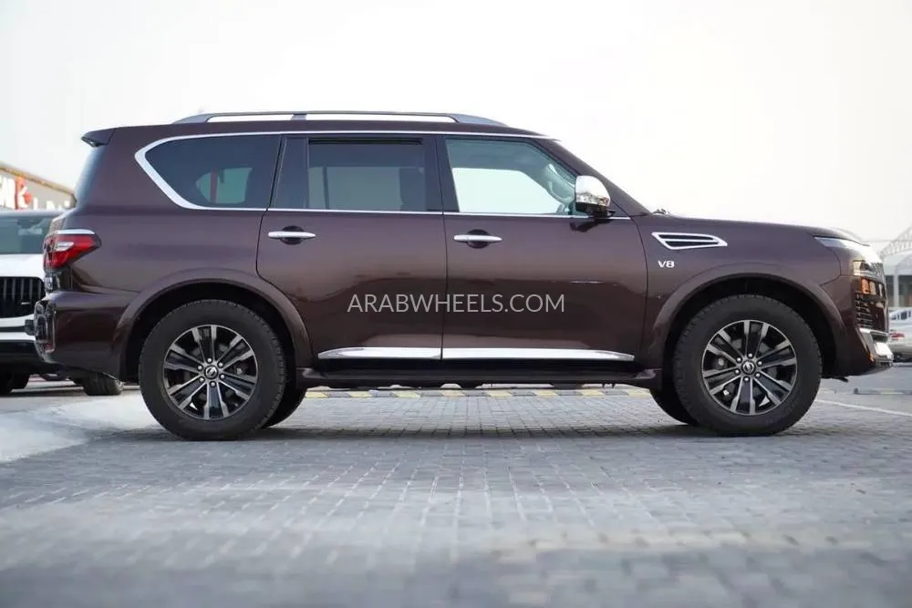 Nissan Armada 2018 for Sale in Dubai Image-15