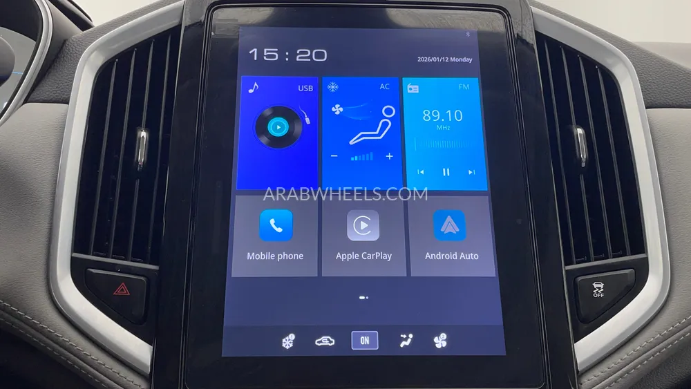 Chevrolet Captiva 2024 for Sale in Dubai Image-32