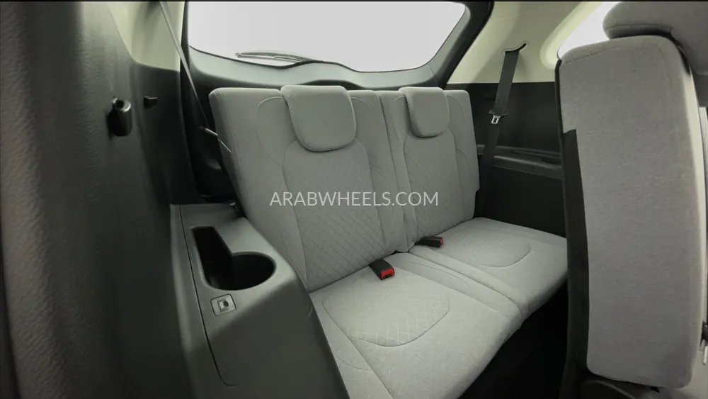 Chevrolet Captiva 2024 for Sale in Dubai Image-37