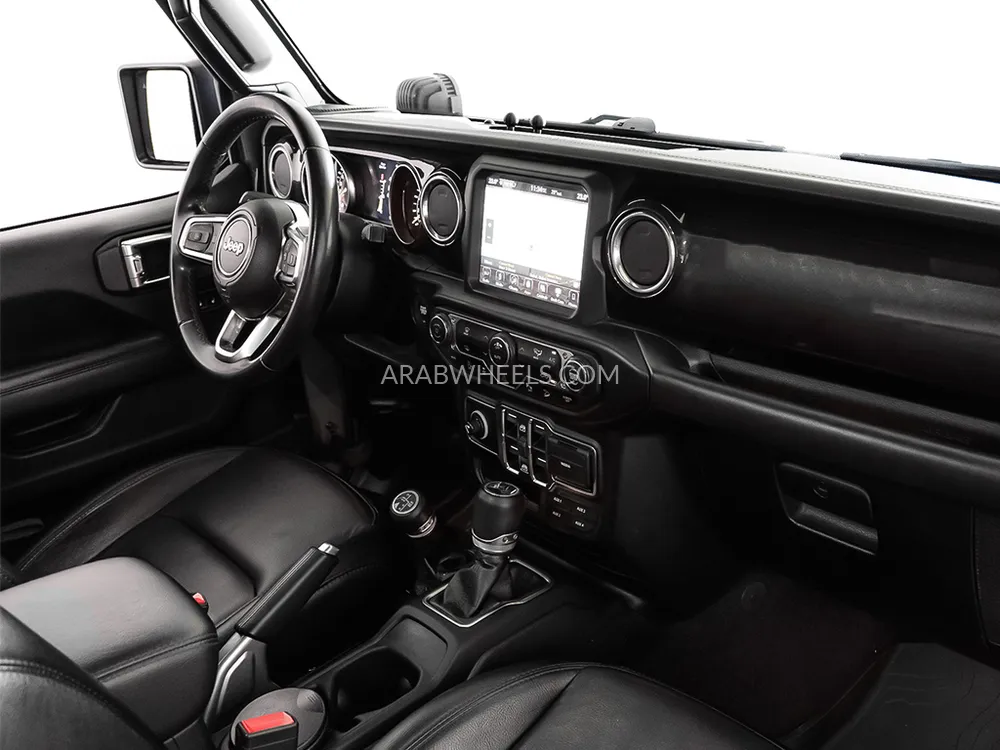 Jeep Wrangler 2019 for Sale in Dubai Image-11