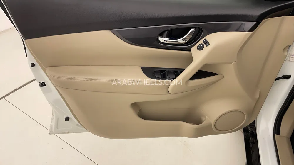 Nissan X-Trail 2022 for Sale in Dubai Image-19