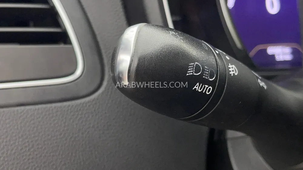 Renault Koleos 2022 for Sale in Dubai Image-40