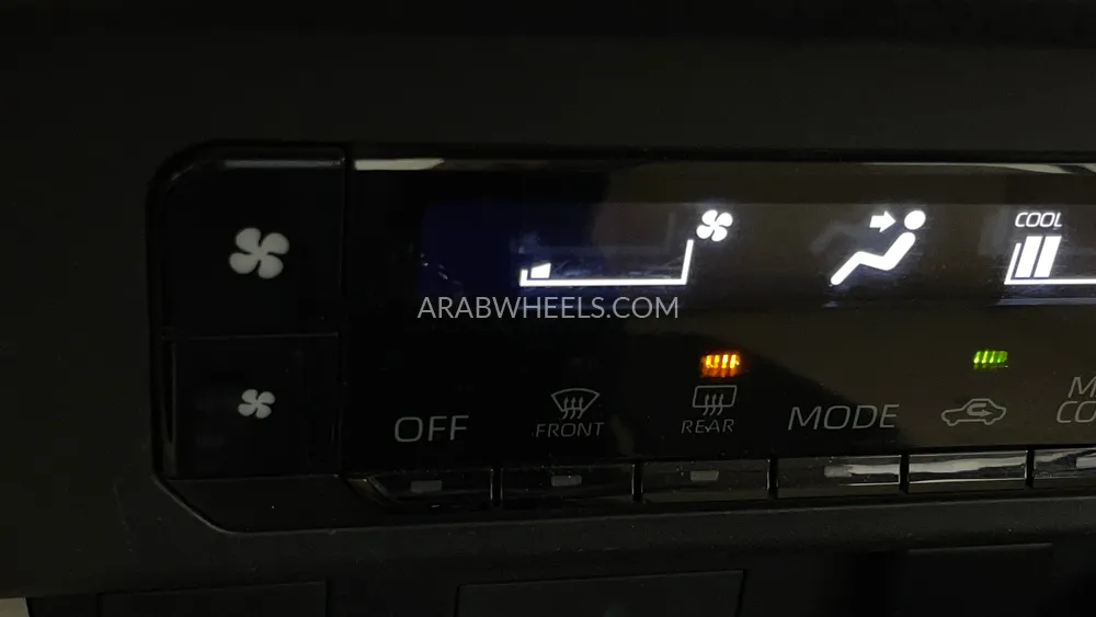 Toyota Yaris 2023 for Sale in Dubai Image-35