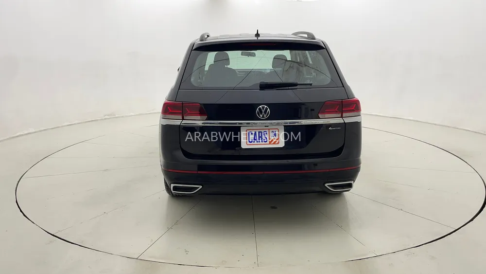 Volkswagen Teramont 2023 for Sale in Dubai Image-4