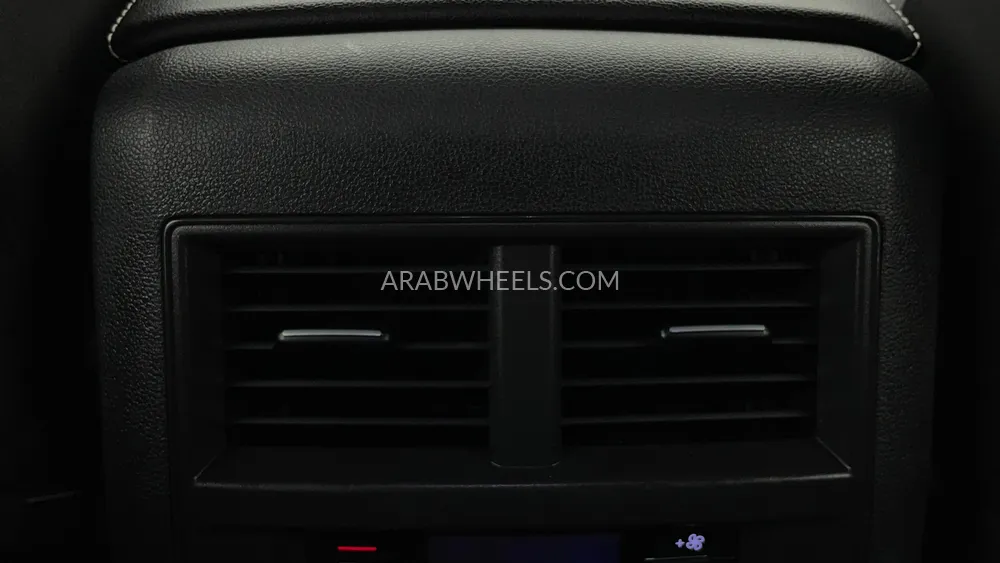 Volkswagen Teramont 2023 for Sale in Dubai Image-23