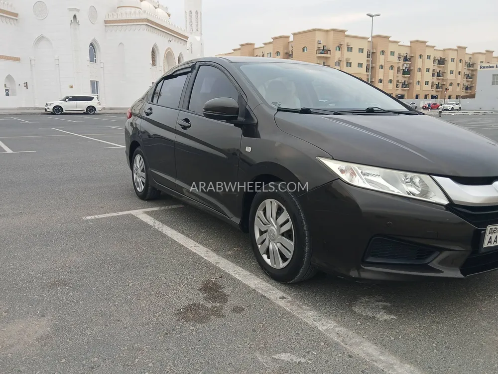 Honda City 2016 for Sale in Dubai Image-7