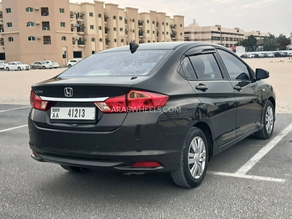 Honda City 2016 for Sale in Dubai Image-12