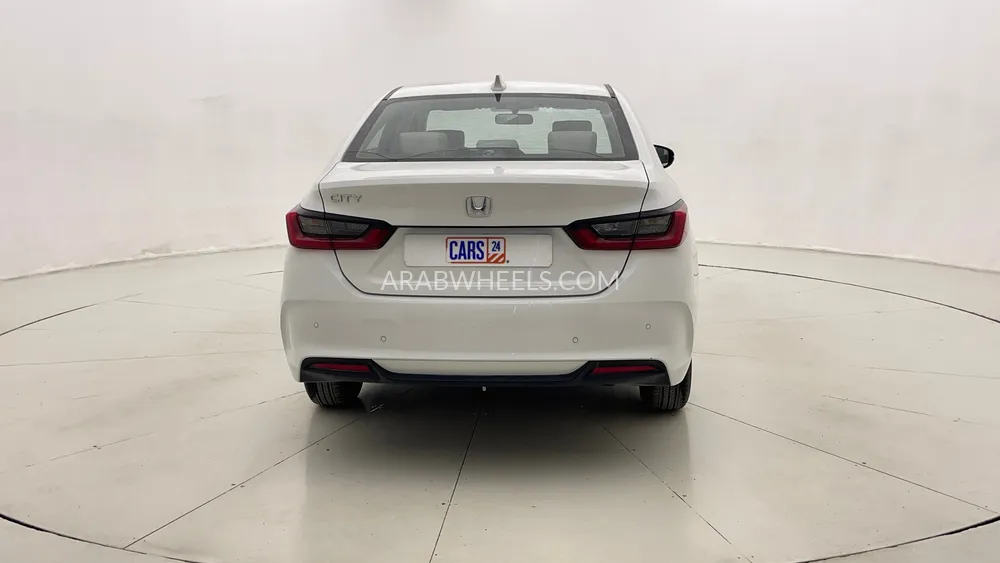 Honda City 2024 for Sale in Dubai Image-4