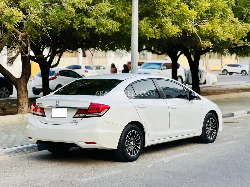 Honda Civic 2014 for Sale in Sharjah Image-8