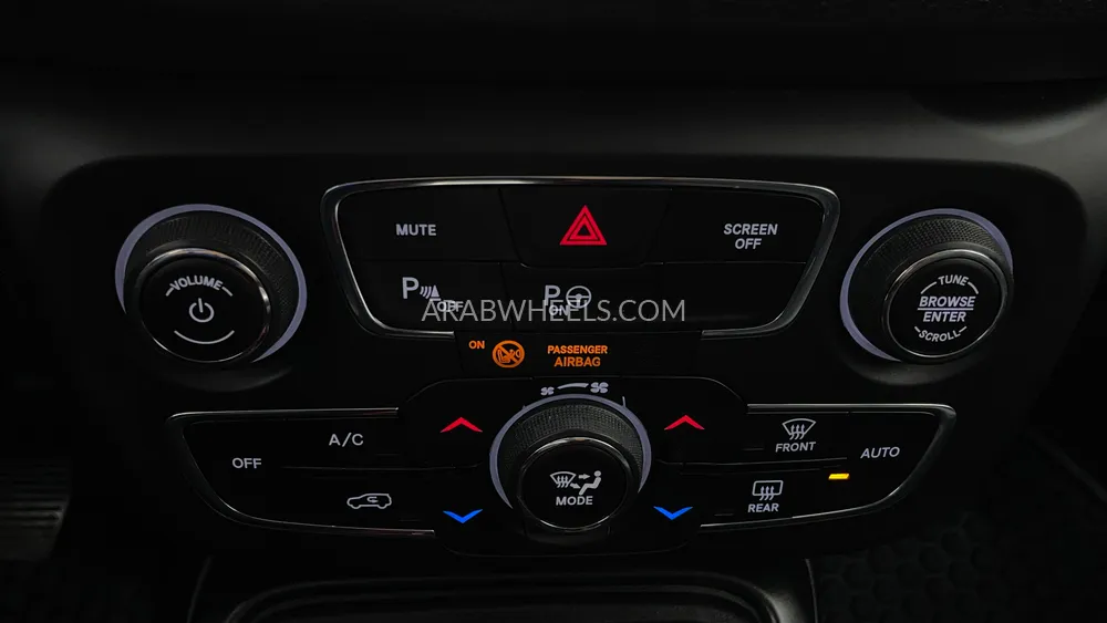 Jeep Compass 2019 for Sale in Dubai Image-41