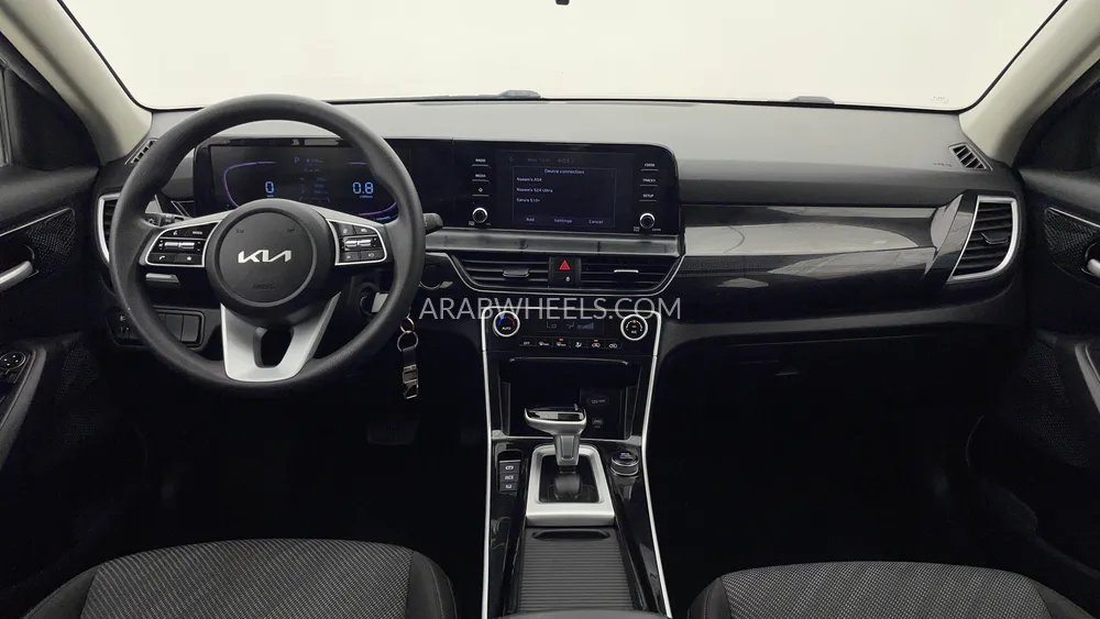 Kia Seltos 2024 for Sale in Dubai Image-12