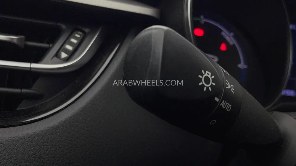 Toyota C-HR 2020 for Sale in Dubai Image-35