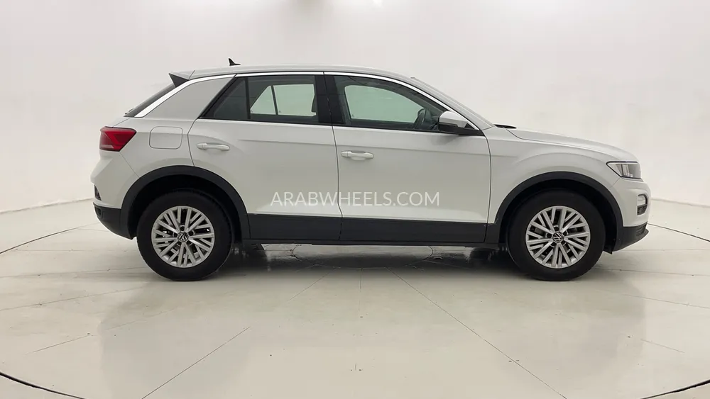 Volkswagen T Roc 2021 for Sale in Dubai Image-2