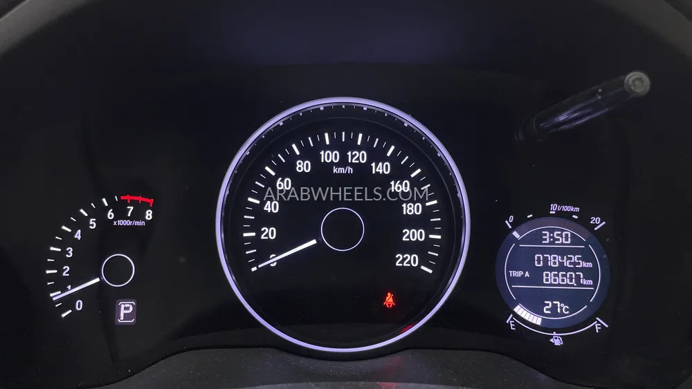 Honda HR-V 2021 for Sale in Dubai Image-13