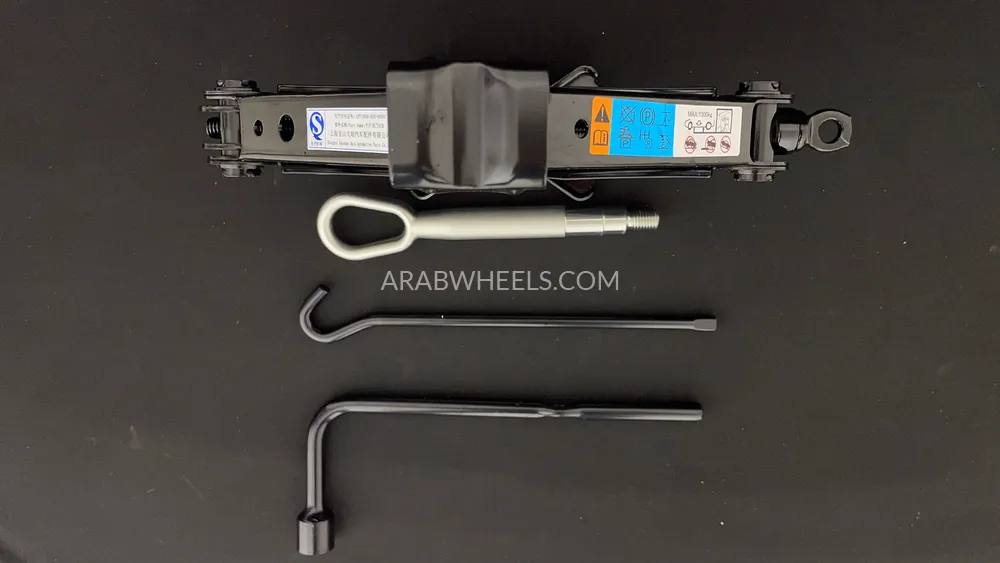 MG ZS 2023 for Sale in Dubai Image-30