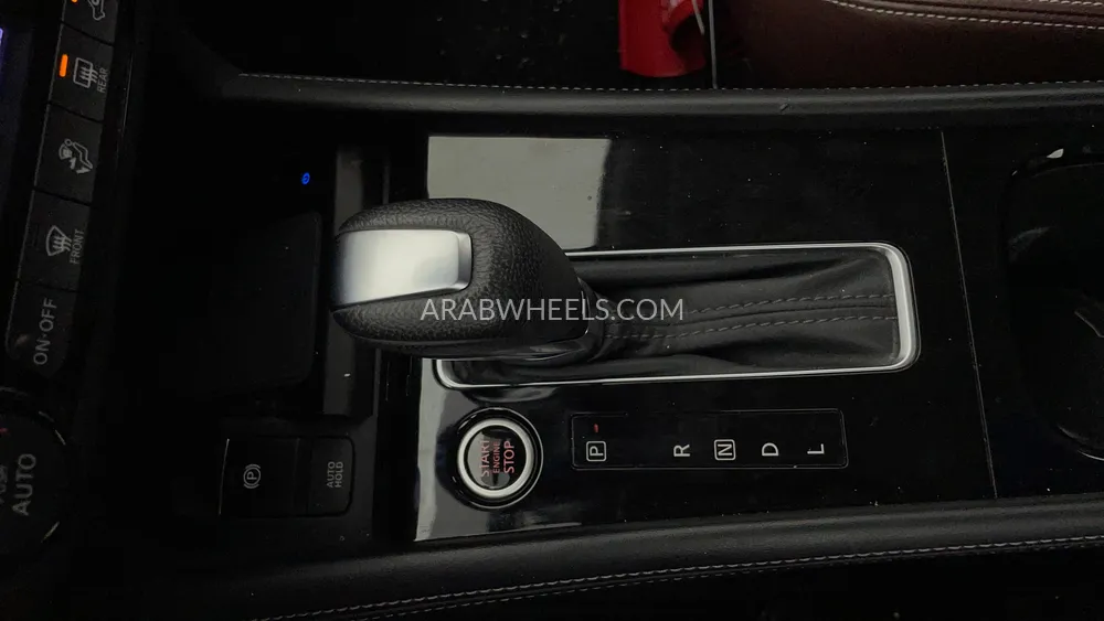 Nissan Kicks 2023 for Sale in Dubai Image-20