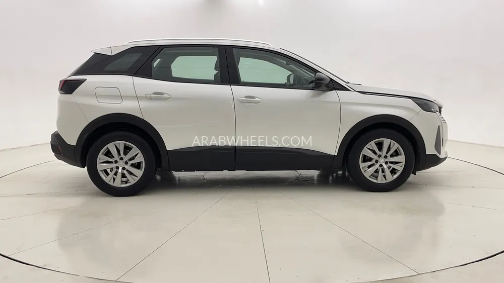 Peugeot 3008 2023 for Sale in Dubai Image-2