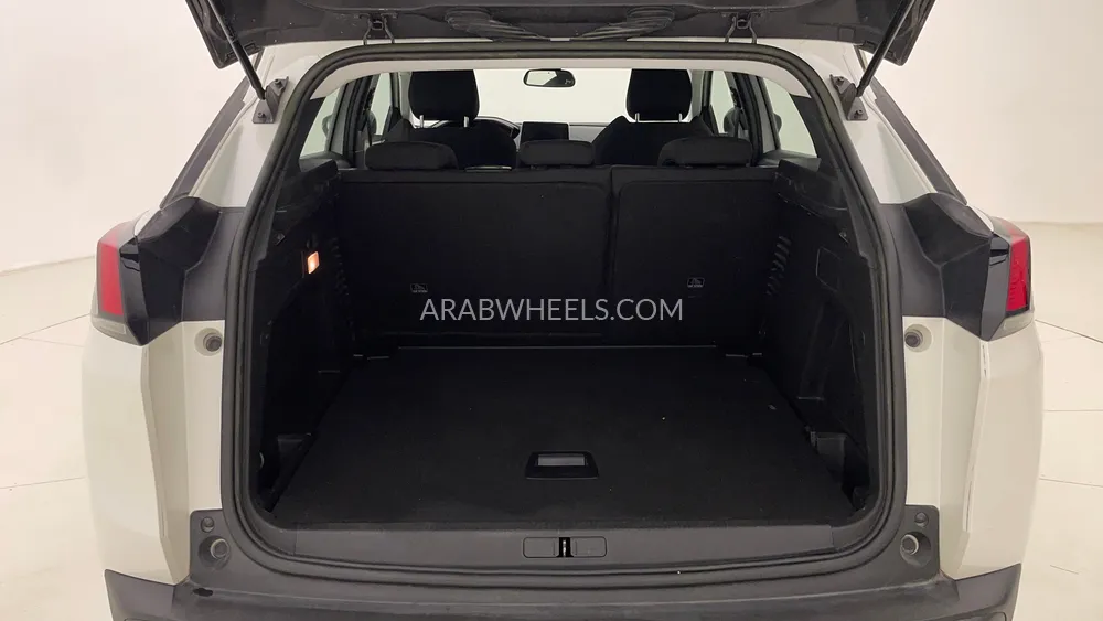 Peugeot 3008 2023 for Sale in Dubai Image-27